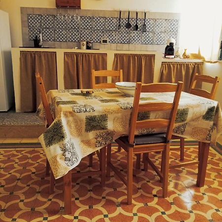 Appartement A Due Passi Dal Porto à Trapani Extérieur photo