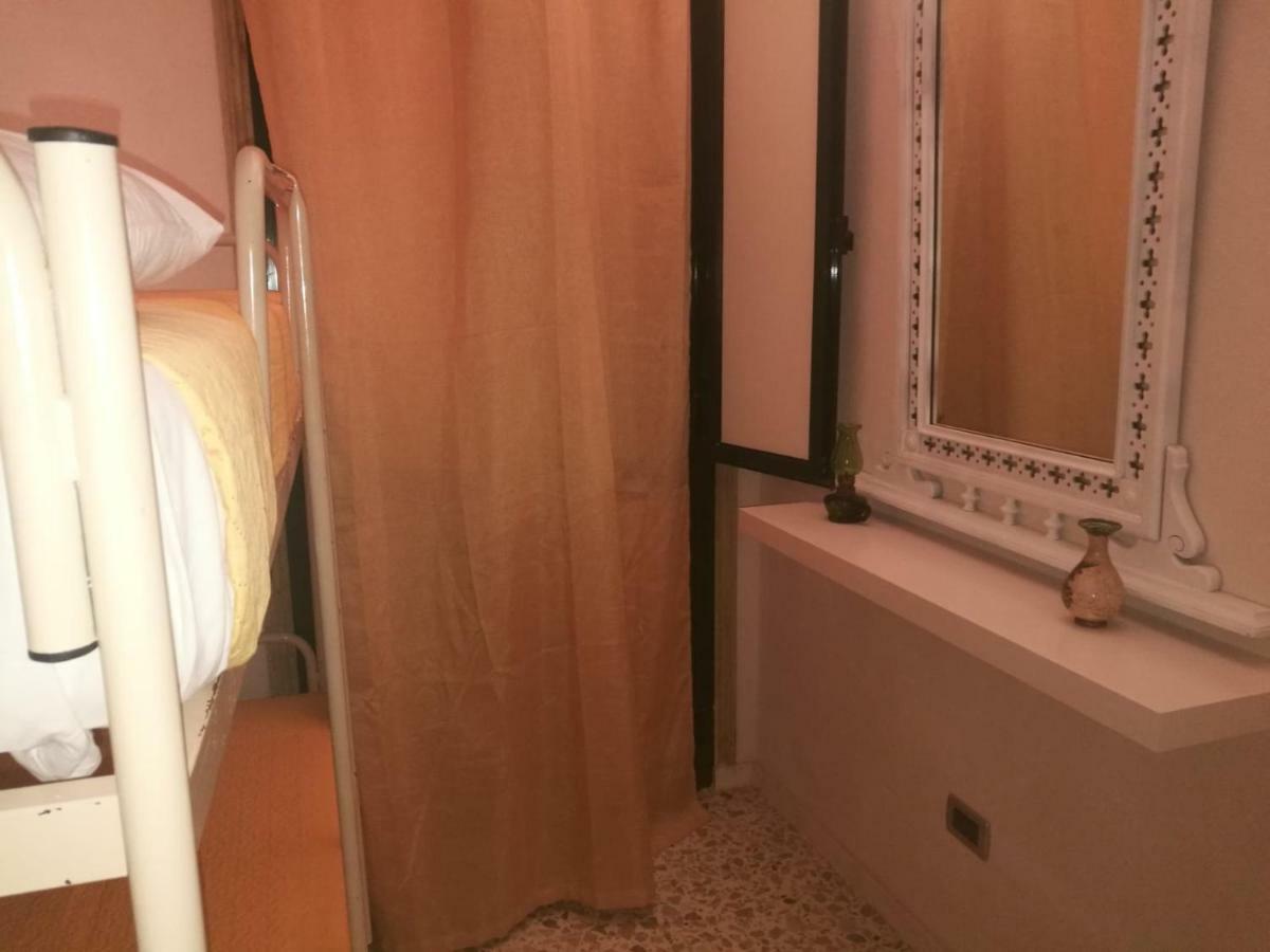 Appartement A Due Passi Dal Porto à Trapani Extérieur photo